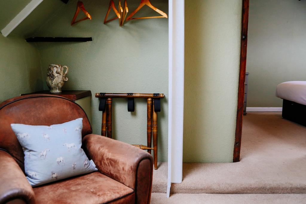 Fantinos Bed & Breakfast Thirsk Bagian luar foto