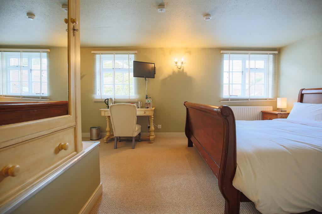 Fantinos Bed & Breakfast Thirsk Bagian luar foto