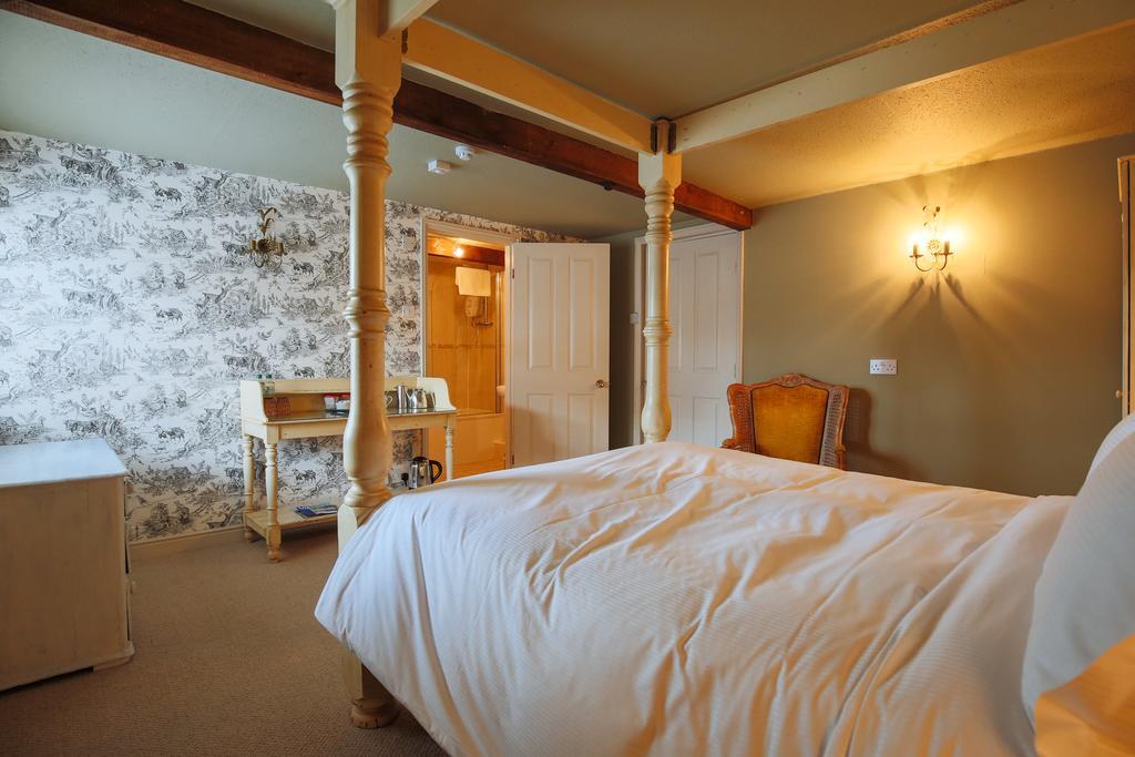 Fantinos Bed & Breakfast Thirsk Bagian luar foto