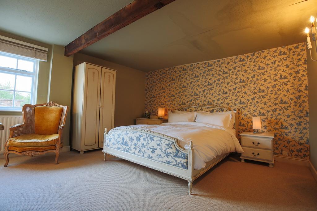 Fantinos Bed & Breakfast Thirsk Bagian luar foto