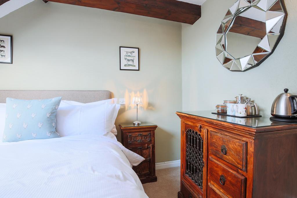 Fantinos Bed & Breakfast Thirsk Bagian luar foto