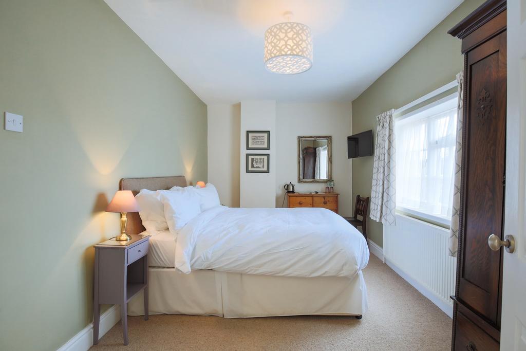 Fantinos Bed & Breakfast Thirsk Bagian luar foto
